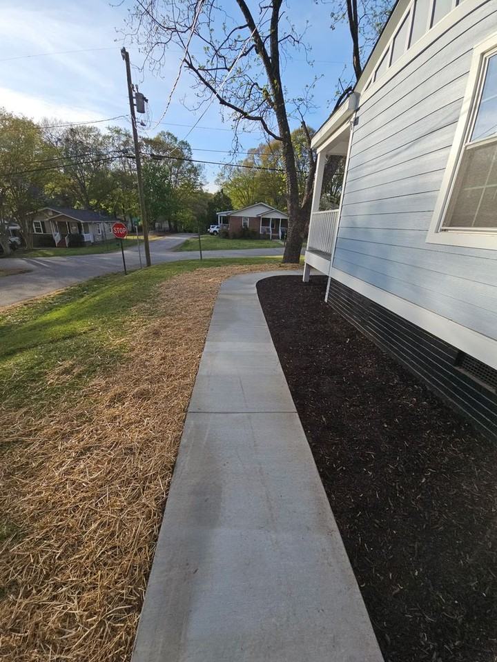 100 Dixie Ave - Photo 2 of 4