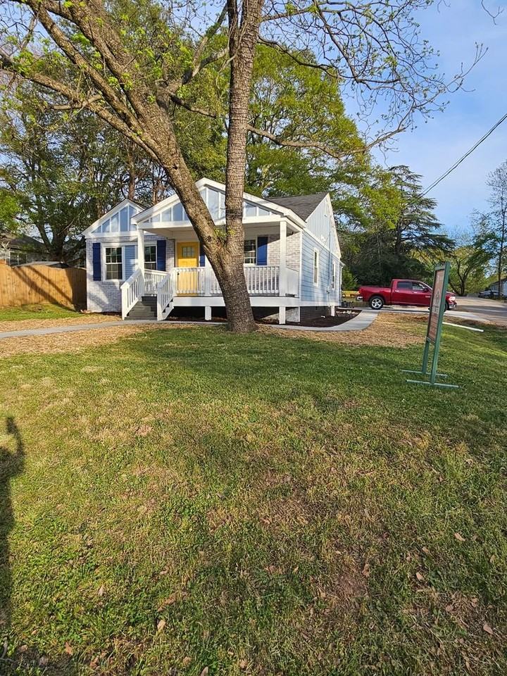 100 Dixie Ave - Photo 3 of 4