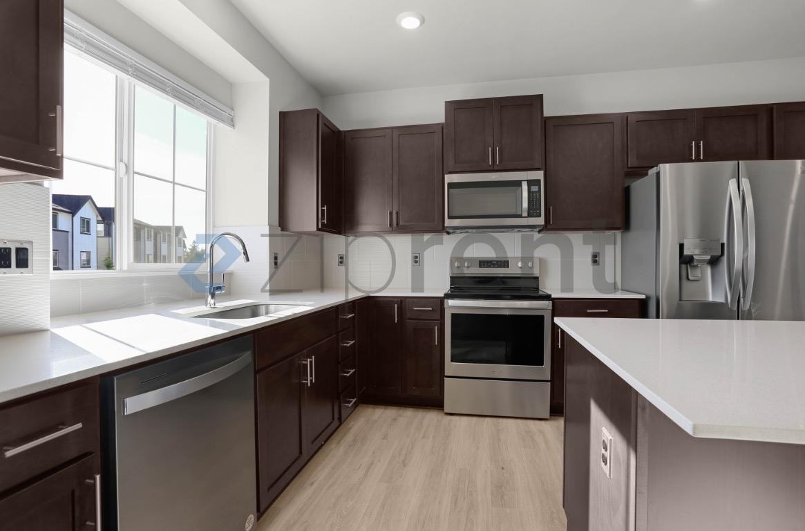 1621 Seattle Hill Rd #CC1 - Photo 7 of 24