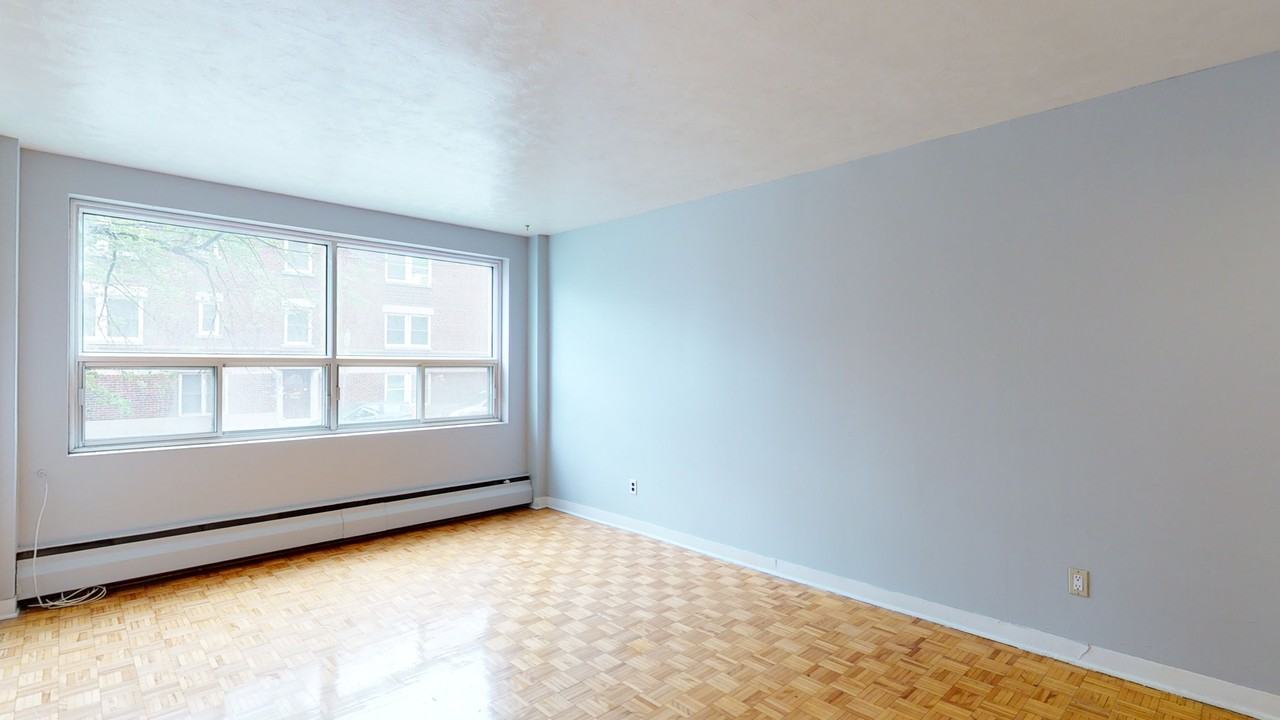 Sadler's Court Apartments - Photo 3 of 29