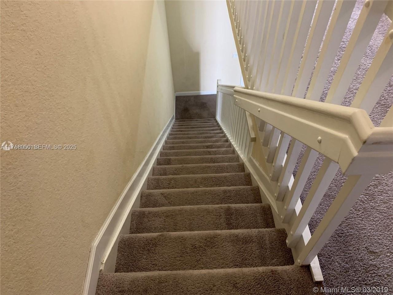 16723 Southwest 95th Street #1 - Photo 5 of 10