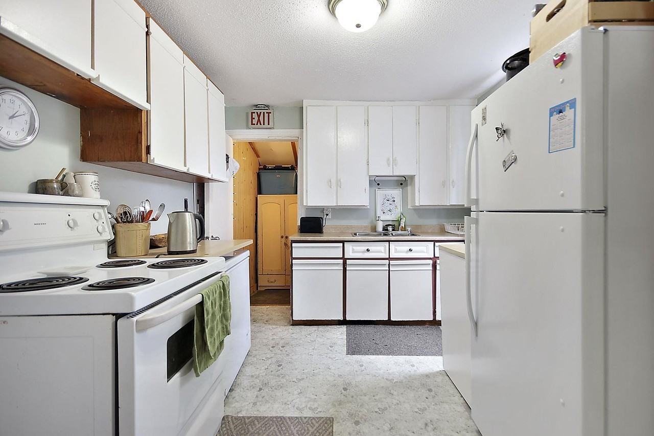 74 Markland St - Photo 5 of 13