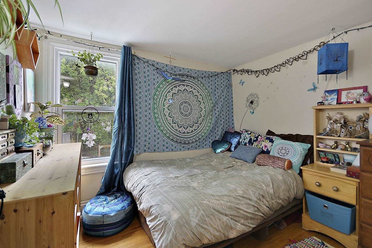 74 Markland St - Photo 3 of 13