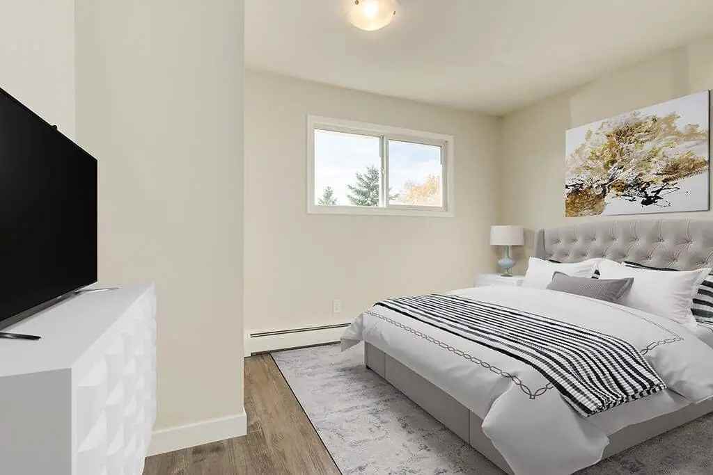 Dickson Apartments - Photo 3 of 14
