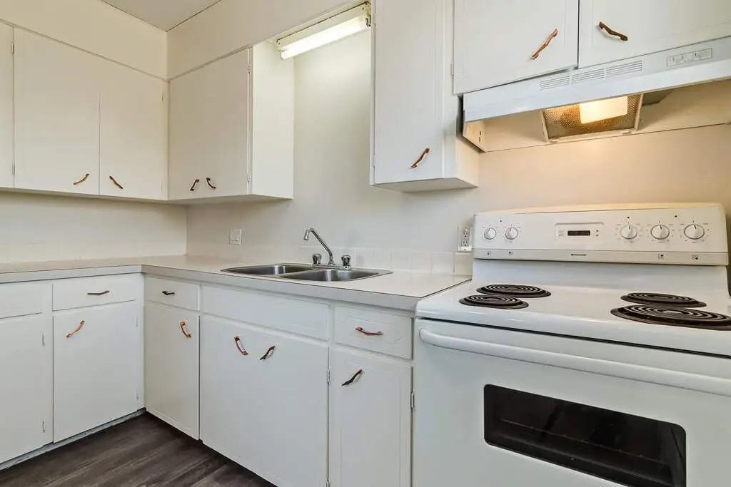 Dickson Apartments - Photo 7 of 14