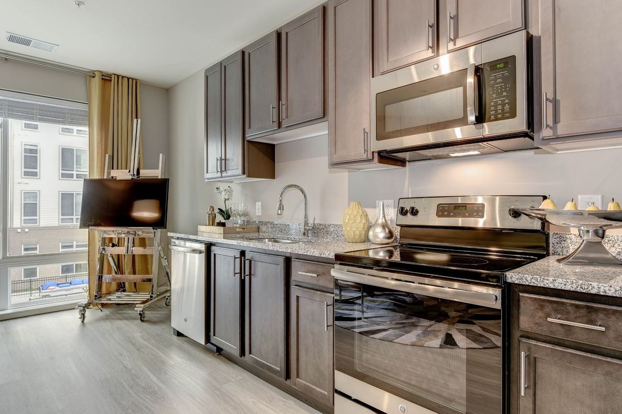 Ascend Apollo - Photo 4 of 43