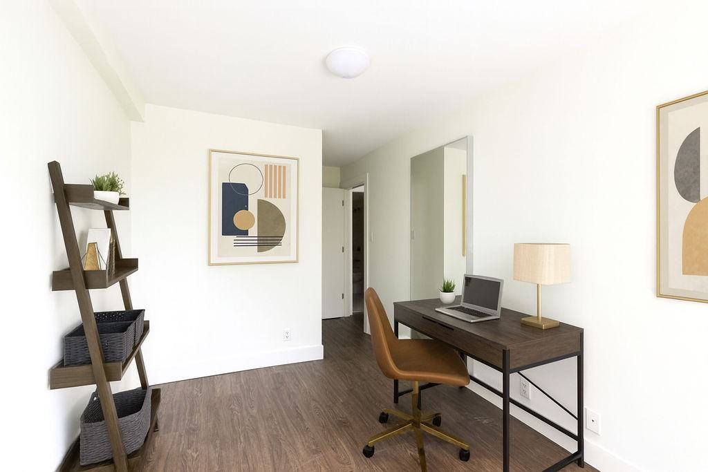 Kits Corner - Photo 4 of 12