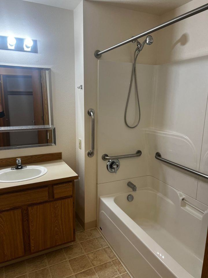 Lents Village - Photo 5 of 8