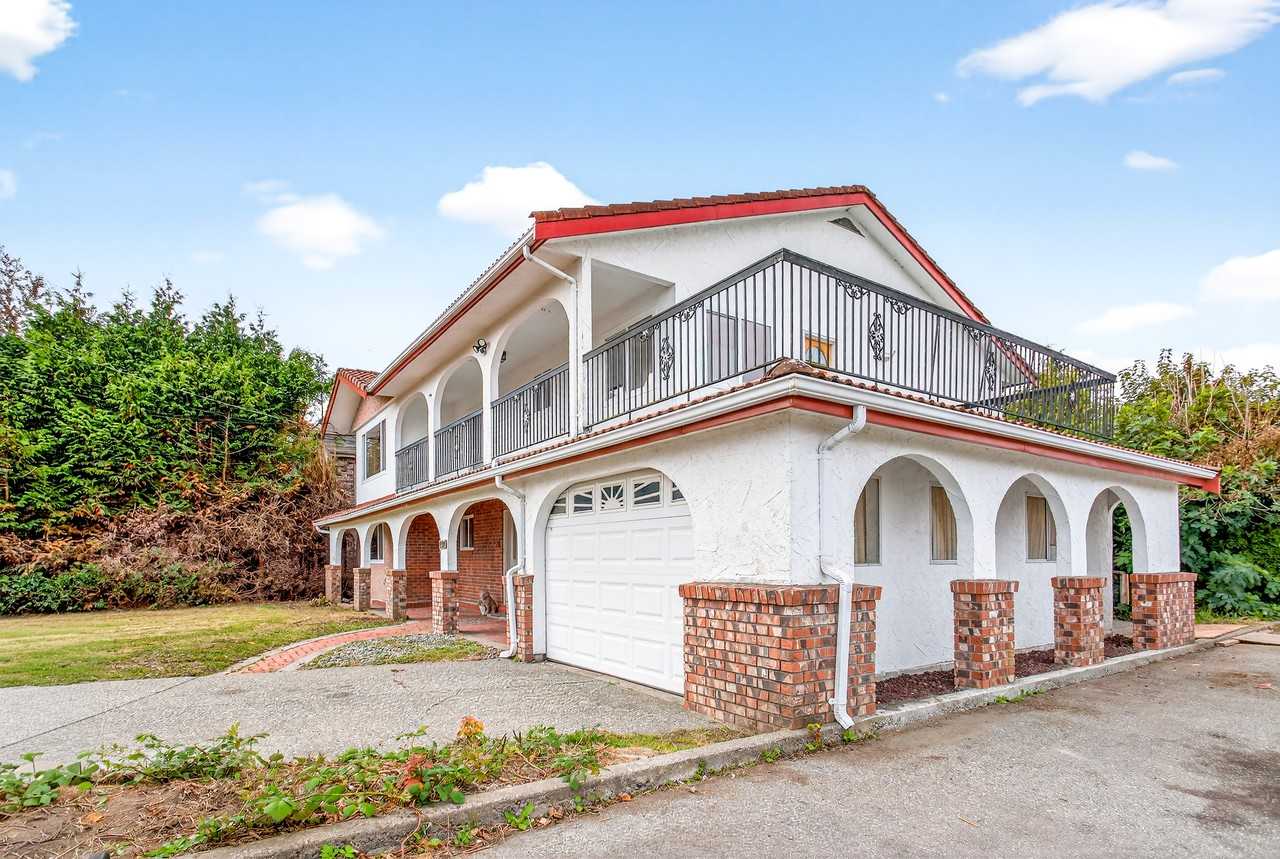 12191 Gilbert Road - Photo 3 of 36