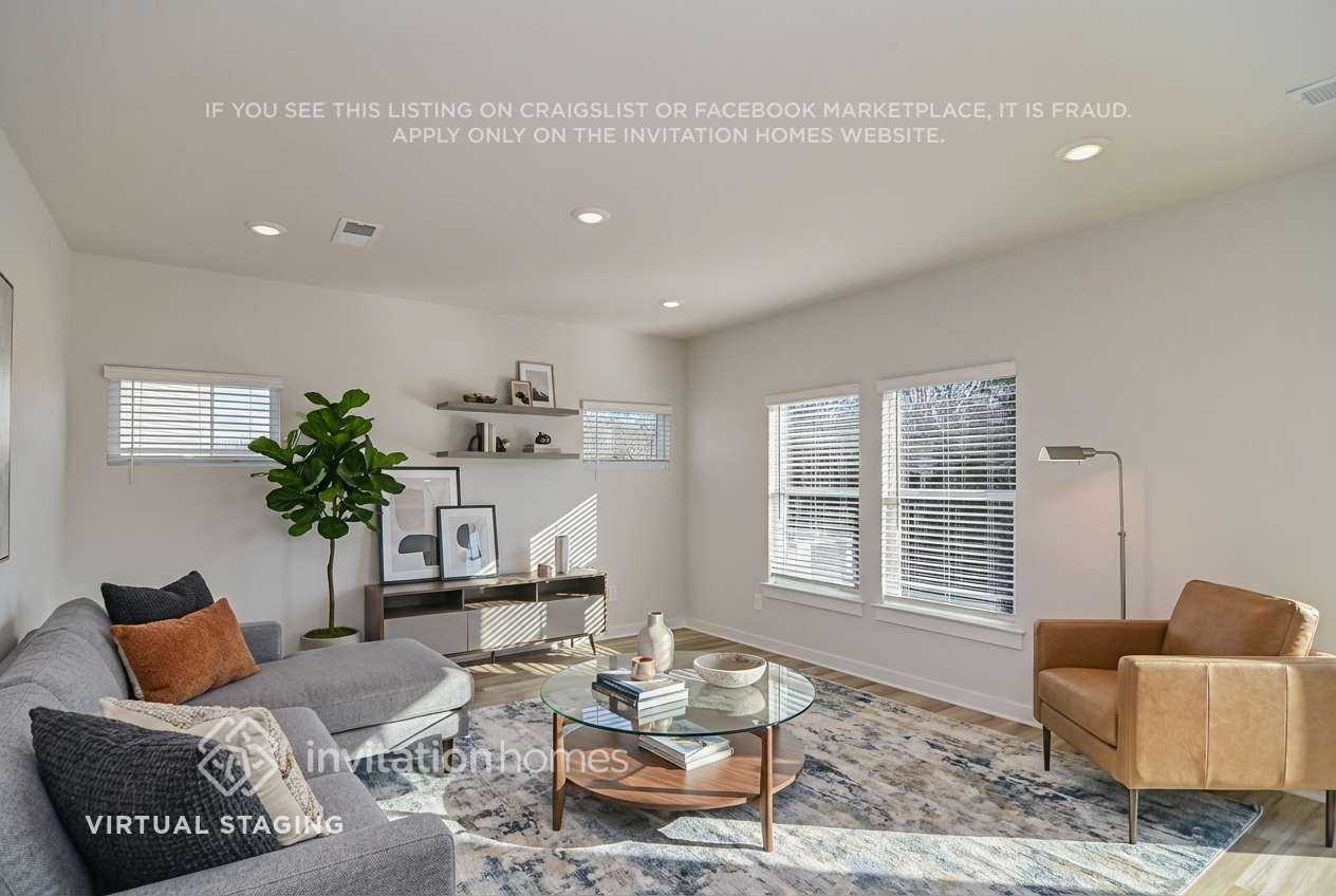 1322 Bluffton Cir - Photo 6 of 22