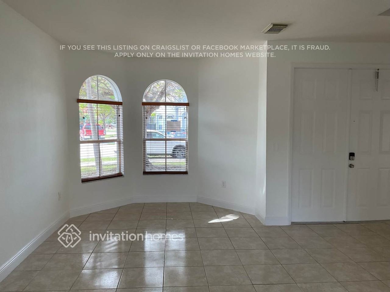 16521 Sw 55th Ter - Photo 2 of 17