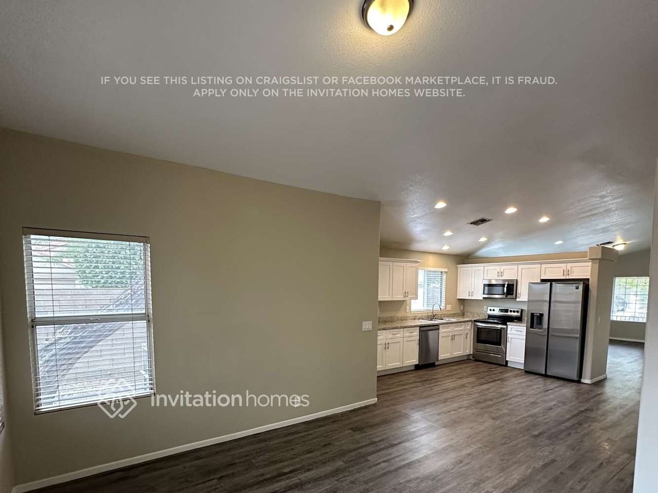 4121 W Wethersfield Rd - Photo 3 of 14