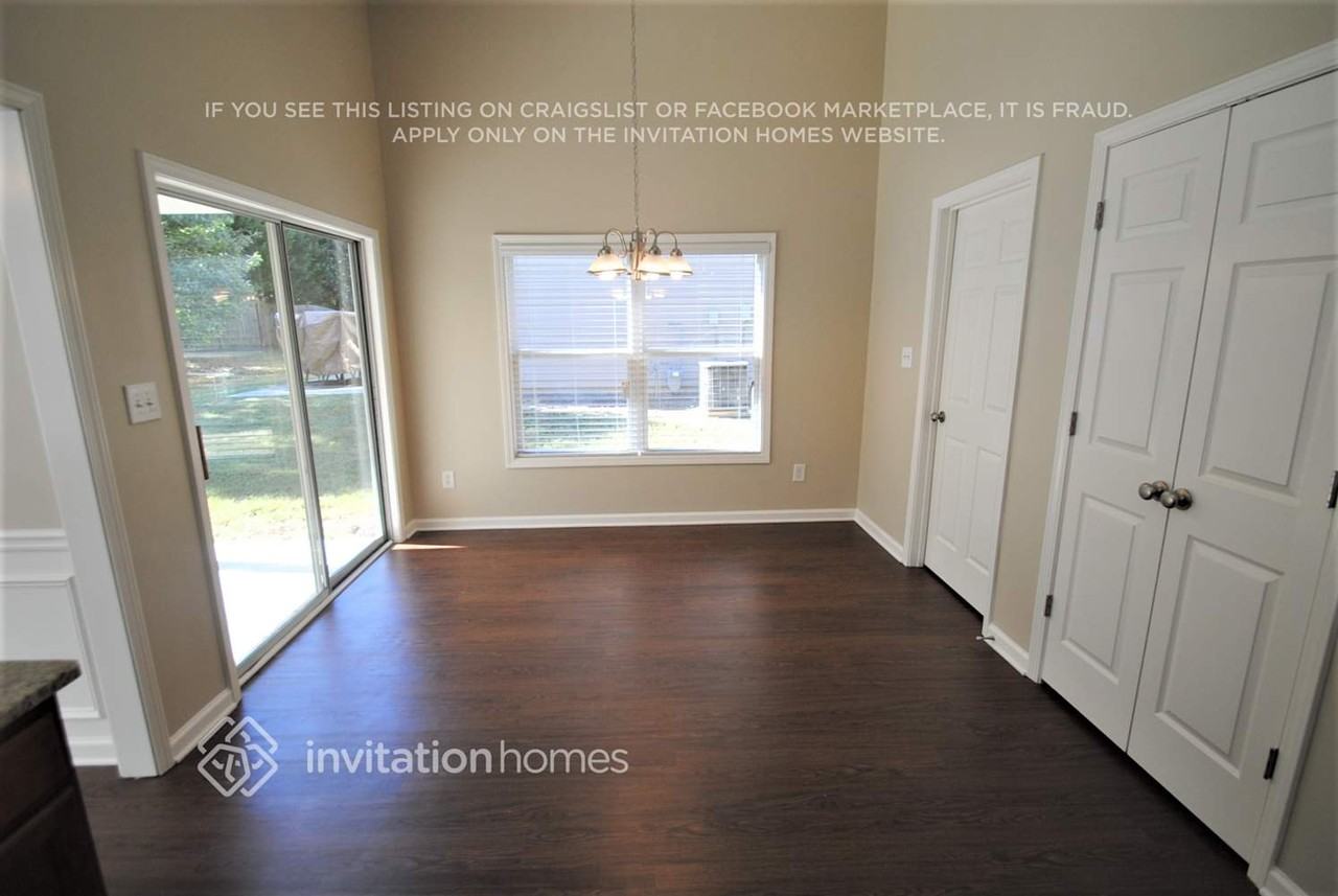 2506 Gristhaven Ln - Photo 4 of 12