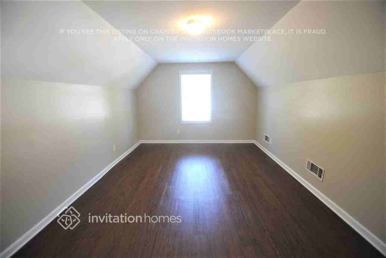 2506 Gristhaven Ln - Photo 6 of 12