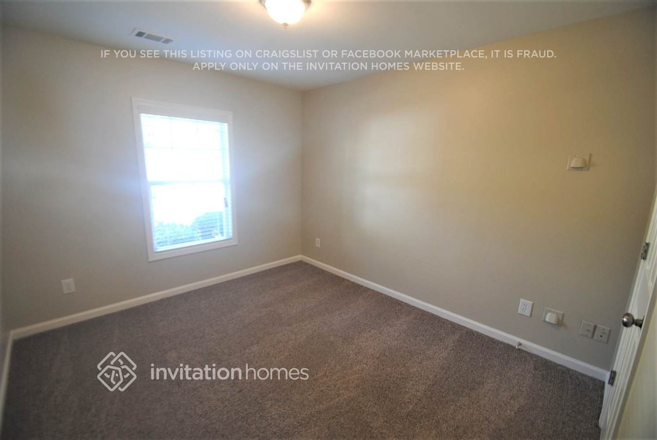 2506 Gristhaven Ln - Photo 7 of 12