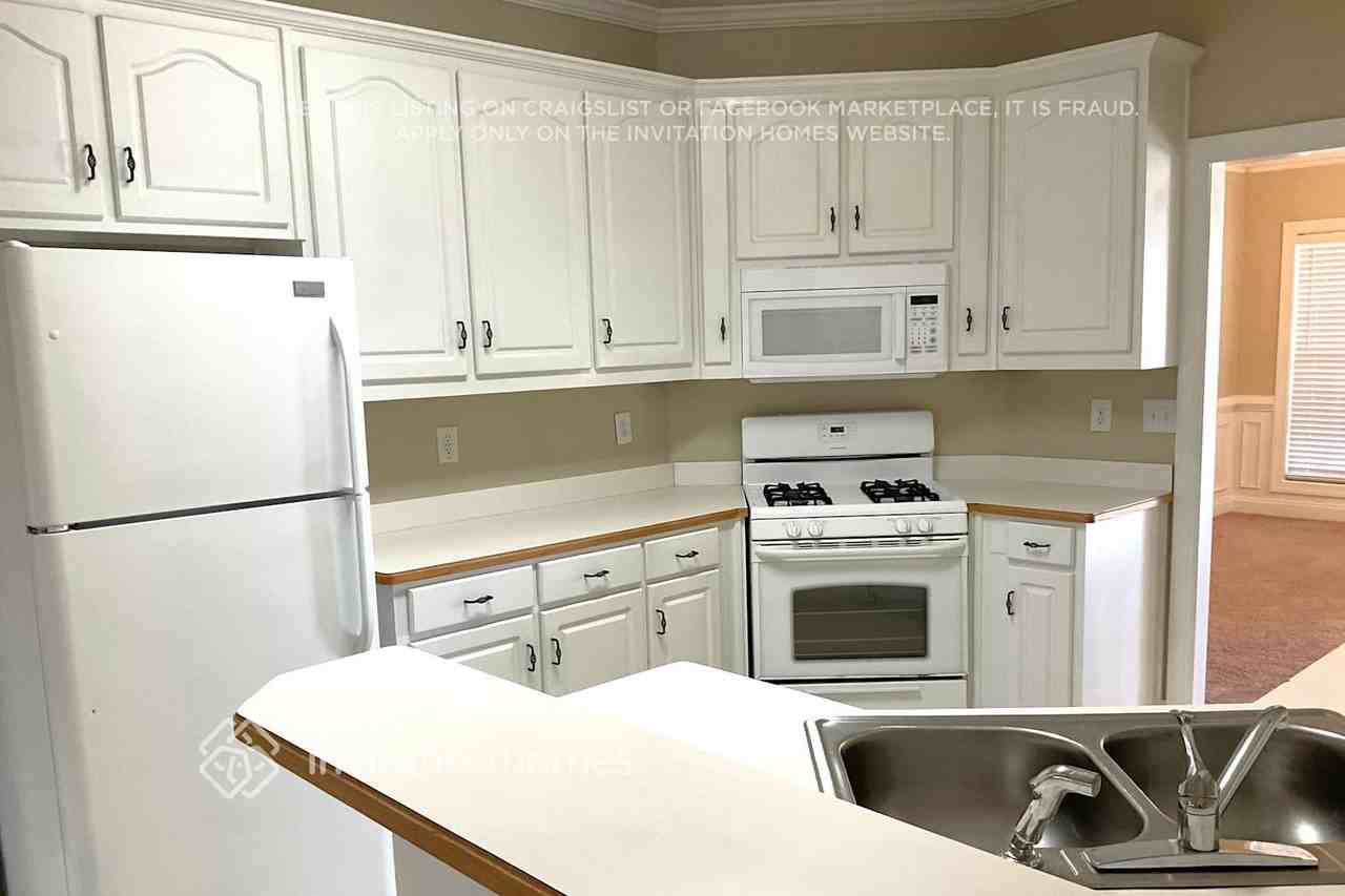 1442 Tribble Run Dr - Photo 4 of 12