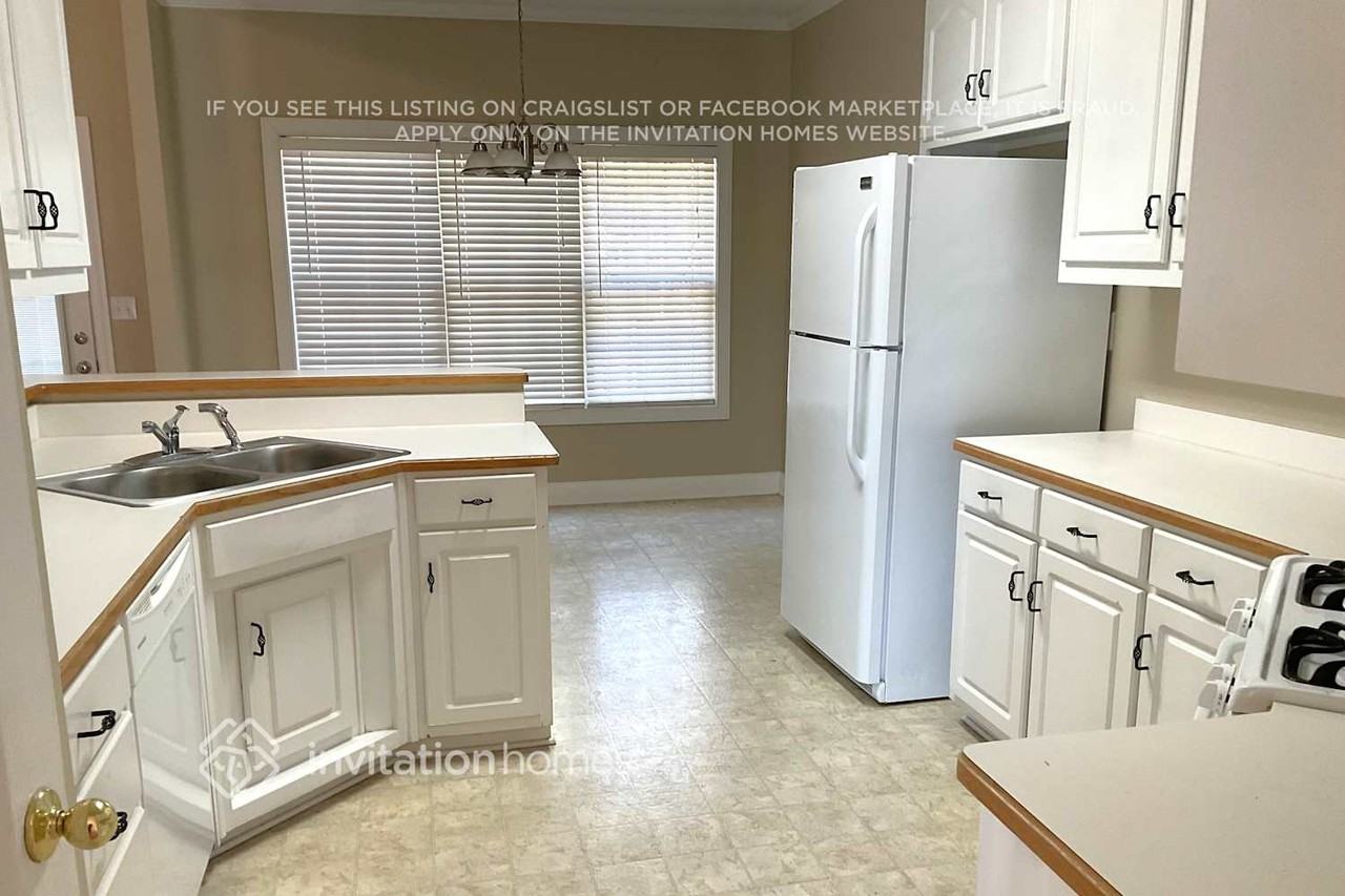 1442 Tribble Run Dr - Photo 5 of 12