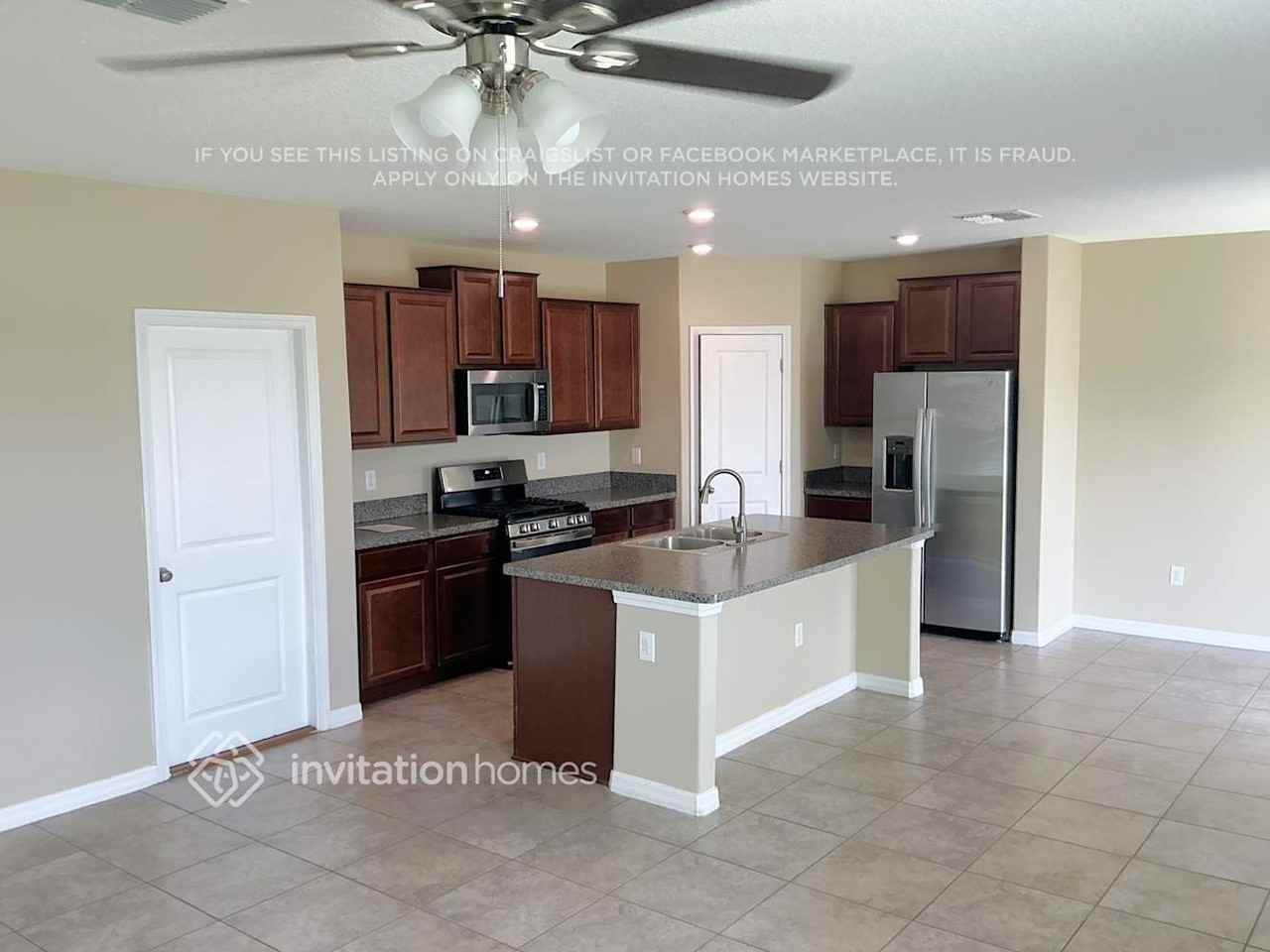 5010 White Chicory Dr - Photo 2 of 10