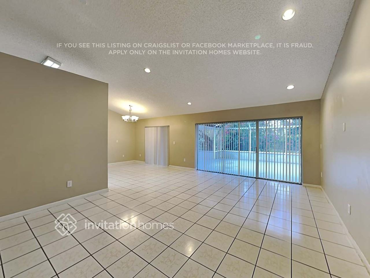 500 Nw 207th Ter - Photo 4 of 18