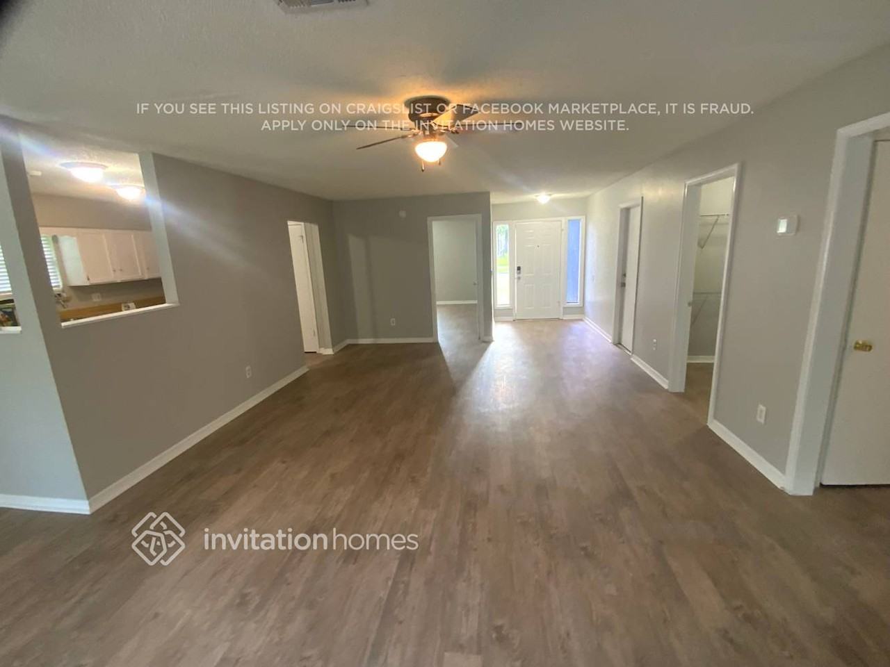 8404 Boysenberry Ln W - Photo 3 of 17