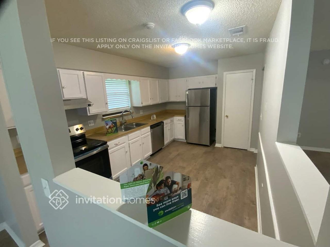 8404 Boysenberry Ln W - Photo 5 of 17