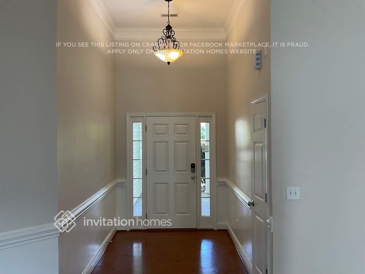 136 Elizabeth Hearth Rd - Photo 2 of 15