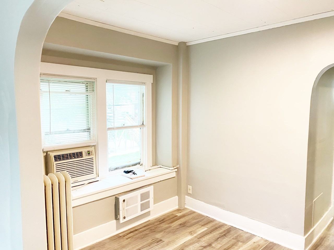 Dundee Park Apartments - Photo 4 of 33