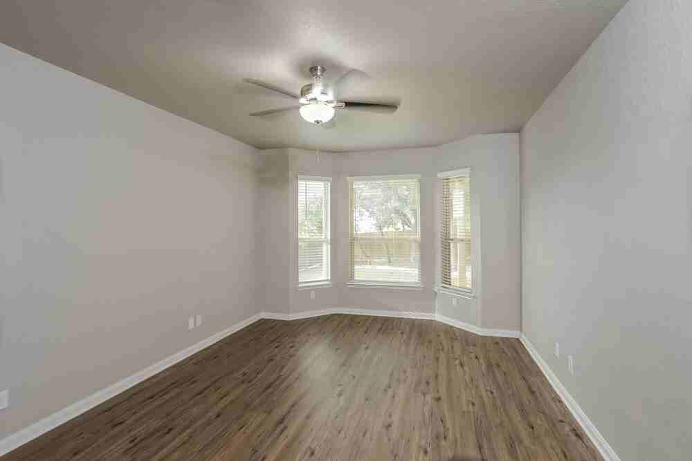 15112 Dione Bnd - Photo 7 of 16