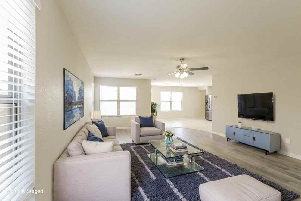 2217 E 35th Ave - Photo 6 of 20