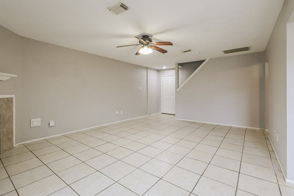 11811 Sunny Stream Dr - Photo 6 of 17