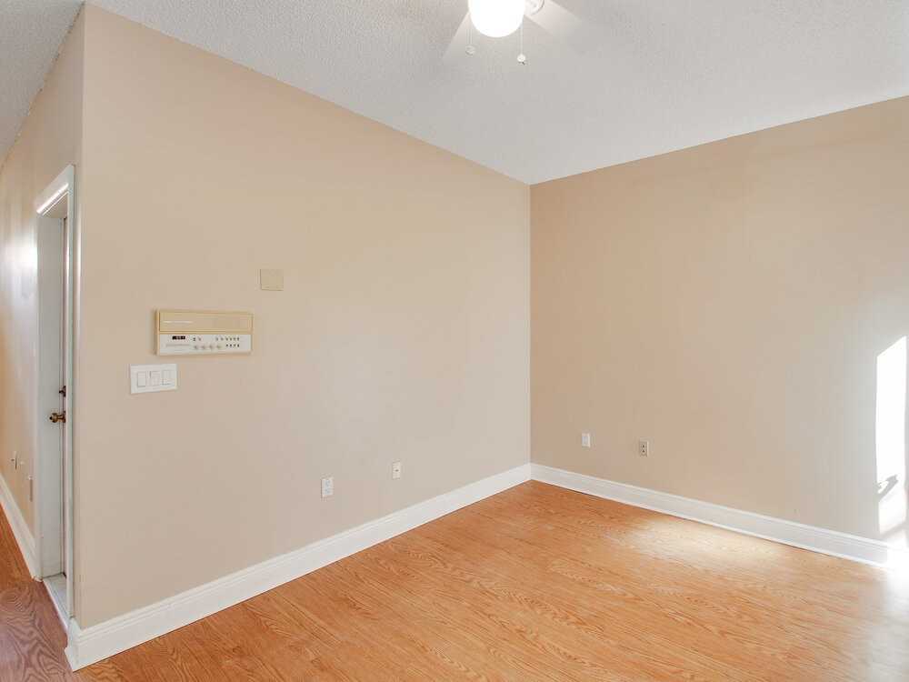 9216 Sw 213th Ln - Photo 3 of 20