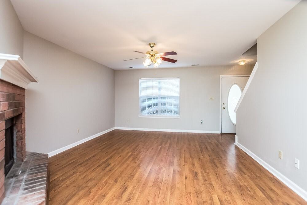 4371 Shadow Ridge Dr - Photo 3 of 15