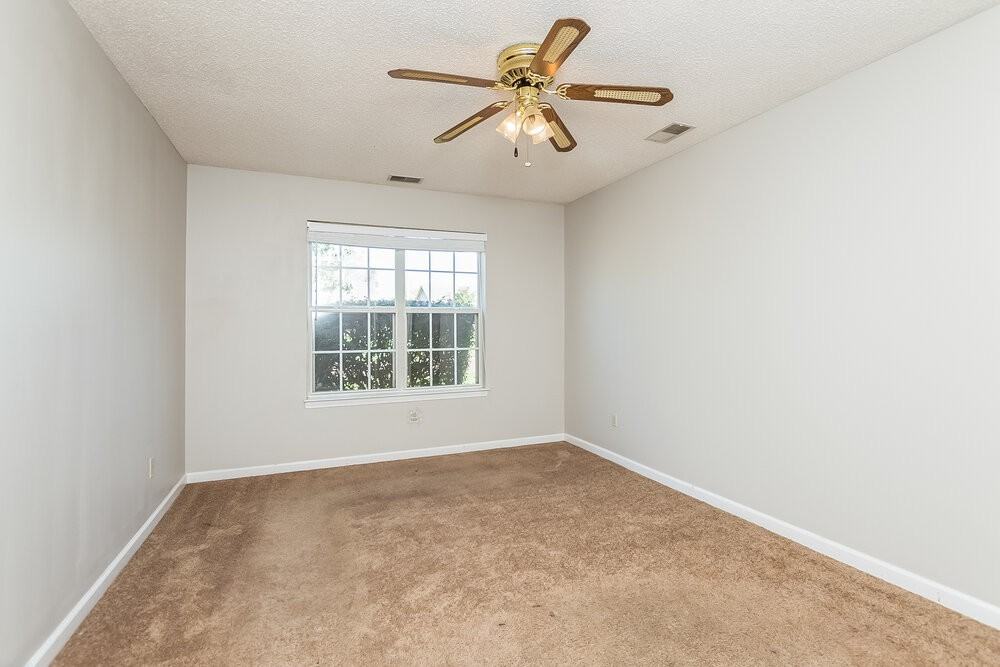 4371 Shadow Ridge Dr - Photo 6 of 15