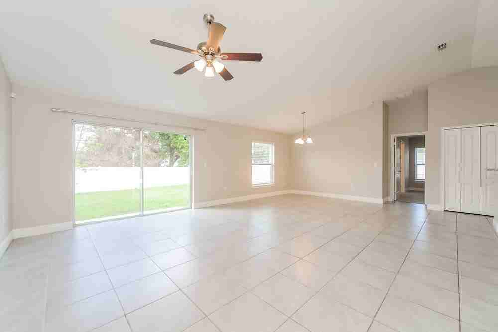828 Valnera Ct - Photo 3 of 16