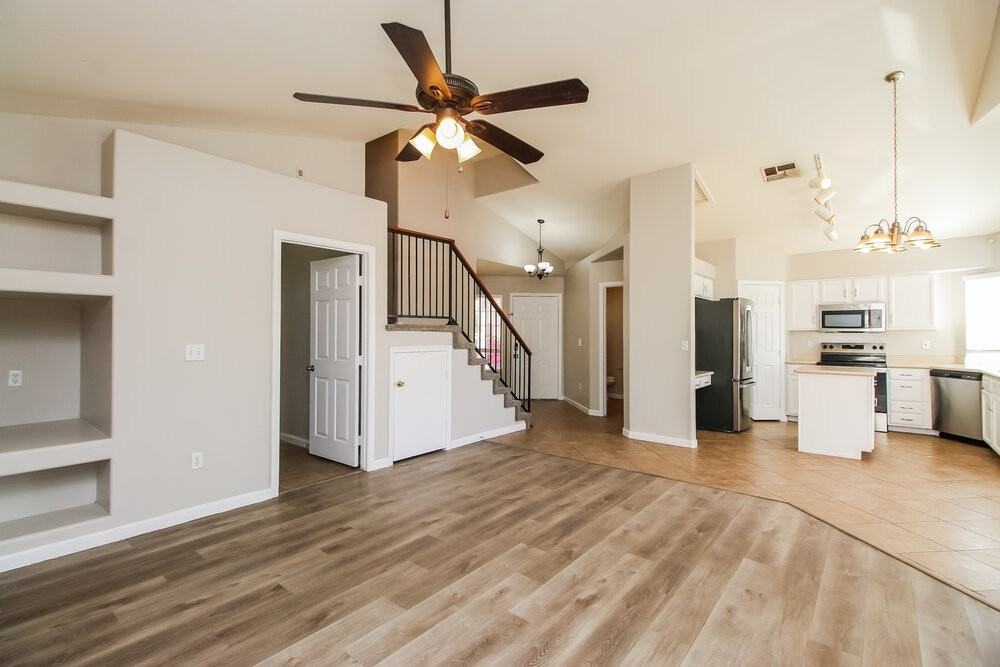 7521 E Laguna Azul Ave - Photo 4 of 17