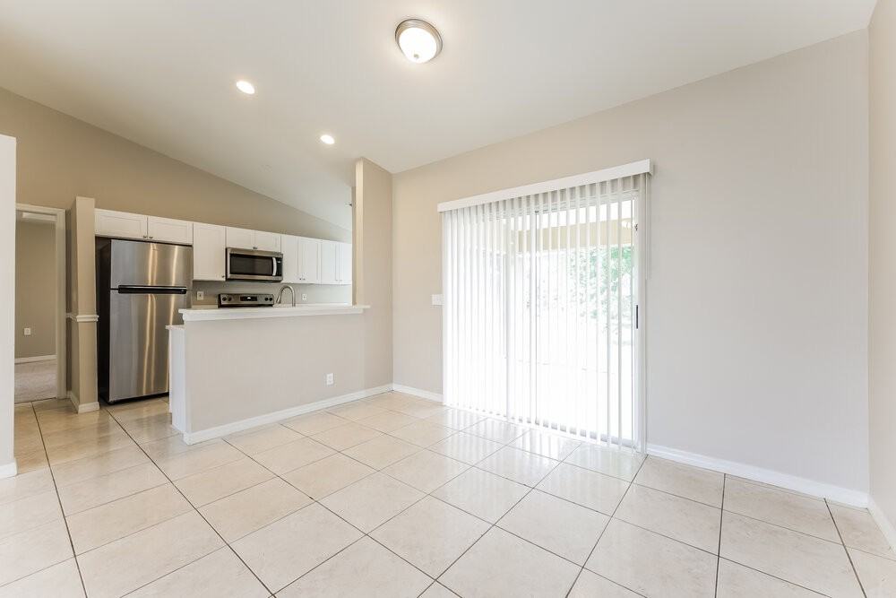 3731 15th St W - Photo 5 of 16