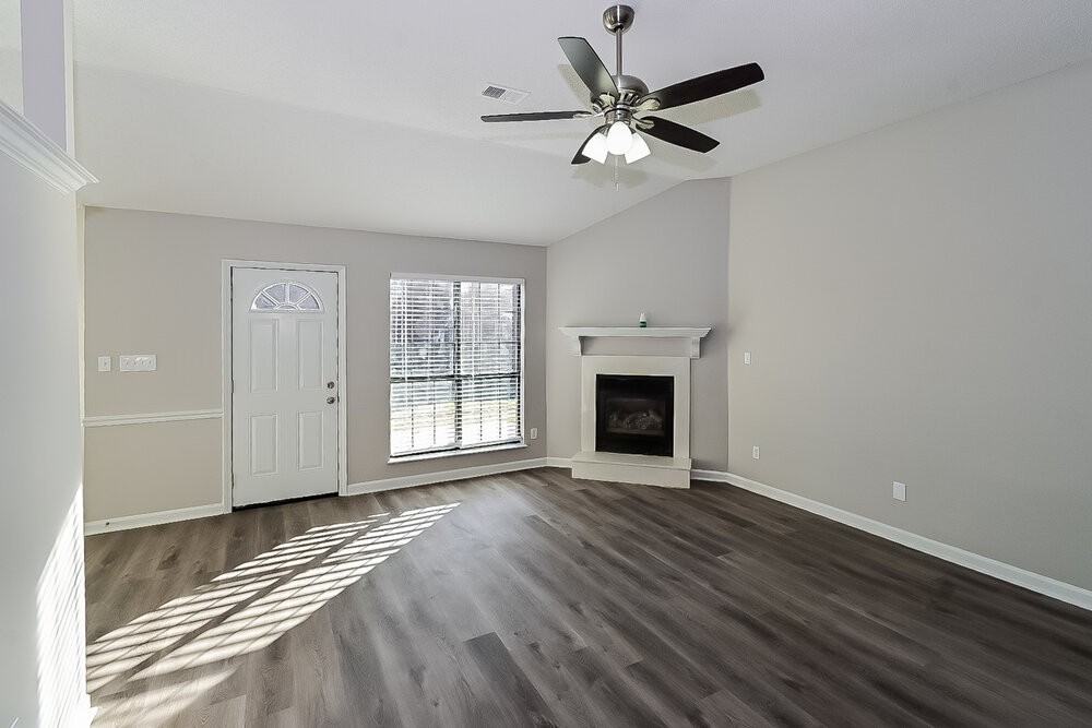 10873 E Ridge Dr - Photo 4 of 16