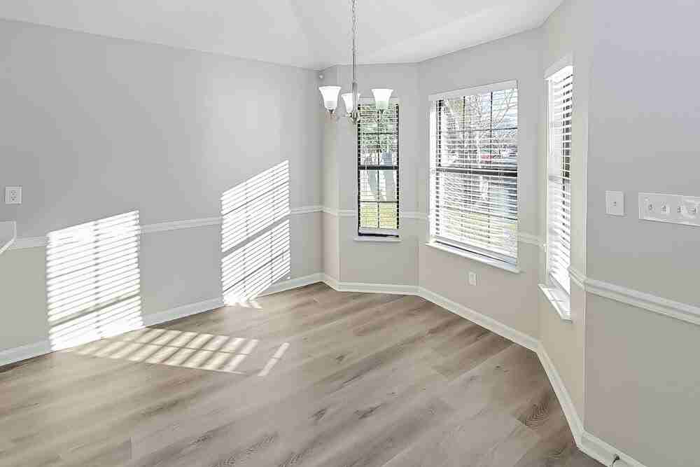 10873 E Ridge Dr - Photo 5 of 16