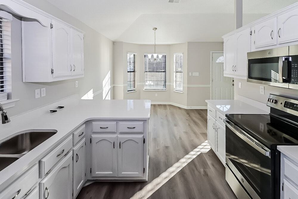 10873 E Ridge Dr - Photo 6 of 16