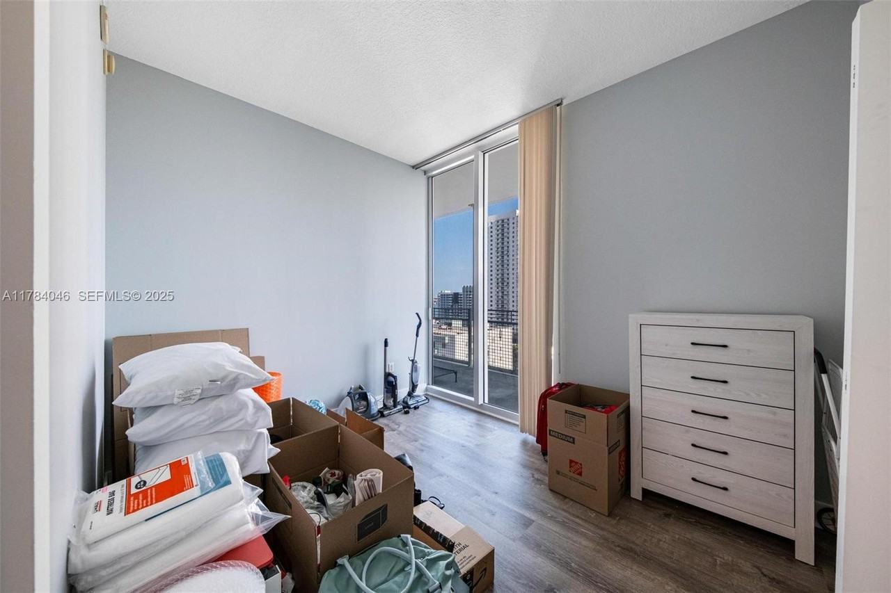 350 Northeast 24th Street #1104 - Photo 2 of 26