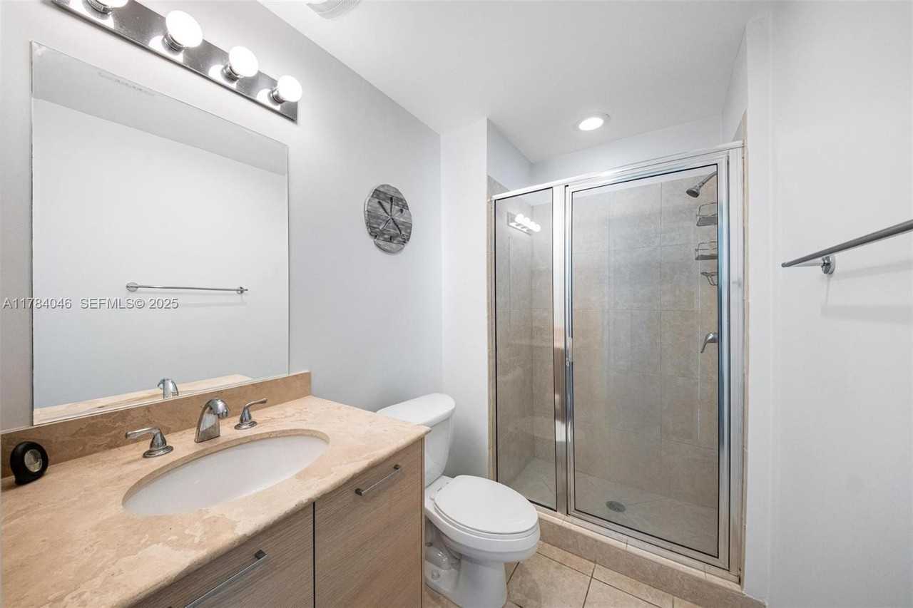 350 Northeast 24th Street #1104 - Photo 4 of 26