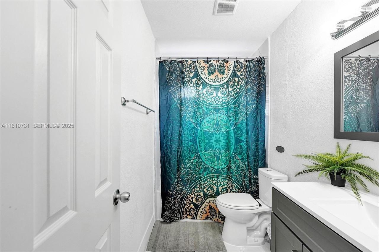 1324 Northeast 151st Street #1324 - Photo 7 of 23