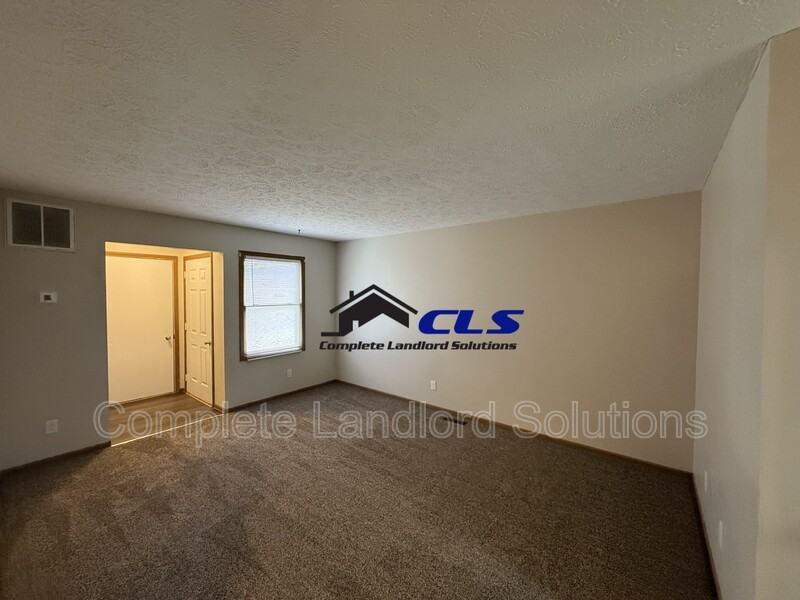 1824 E Southern Manor Dr - Photo 2 of 14