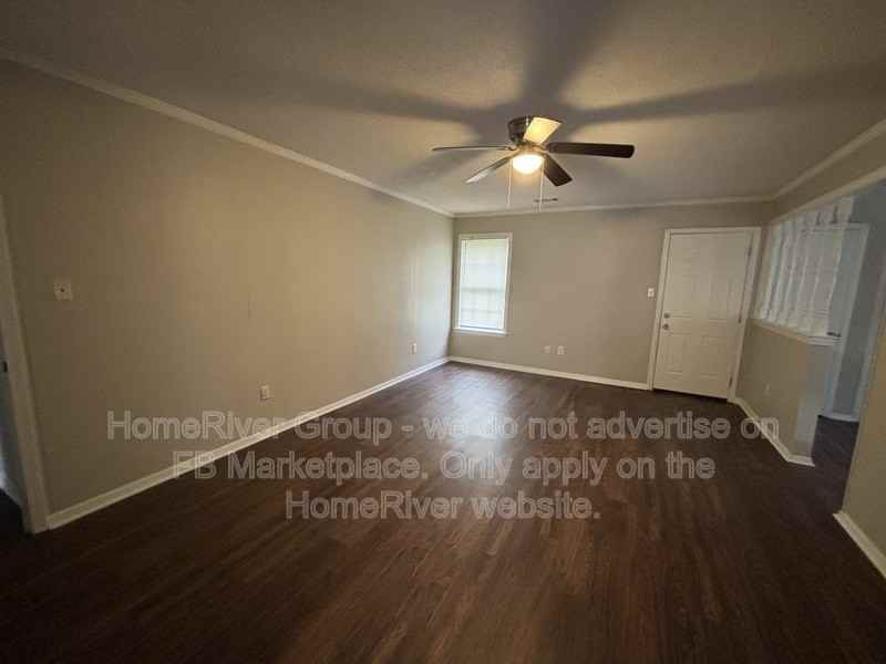 830 Englewood Cv - Photo 3 of 21