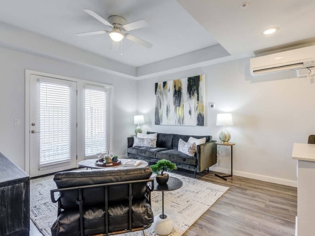 FLATZ 520 - Photo 4 of 29