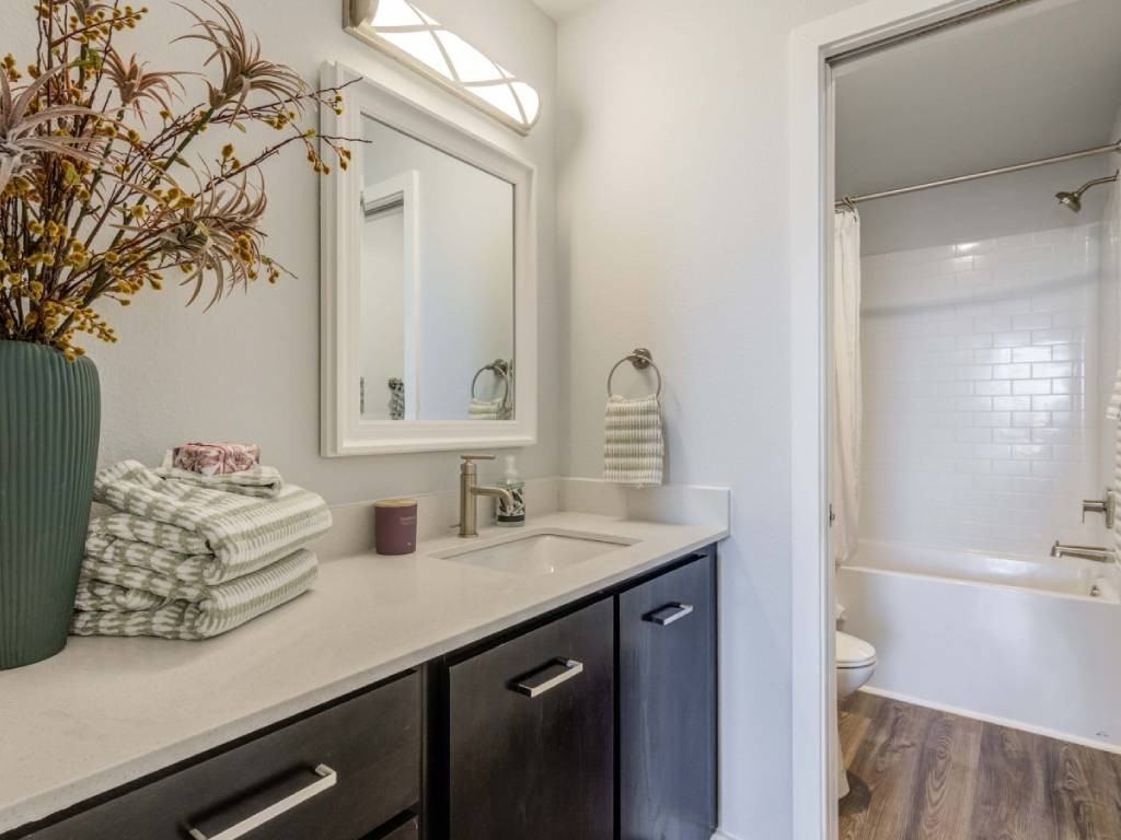 FLATZ 520 - Photo 7 of 29