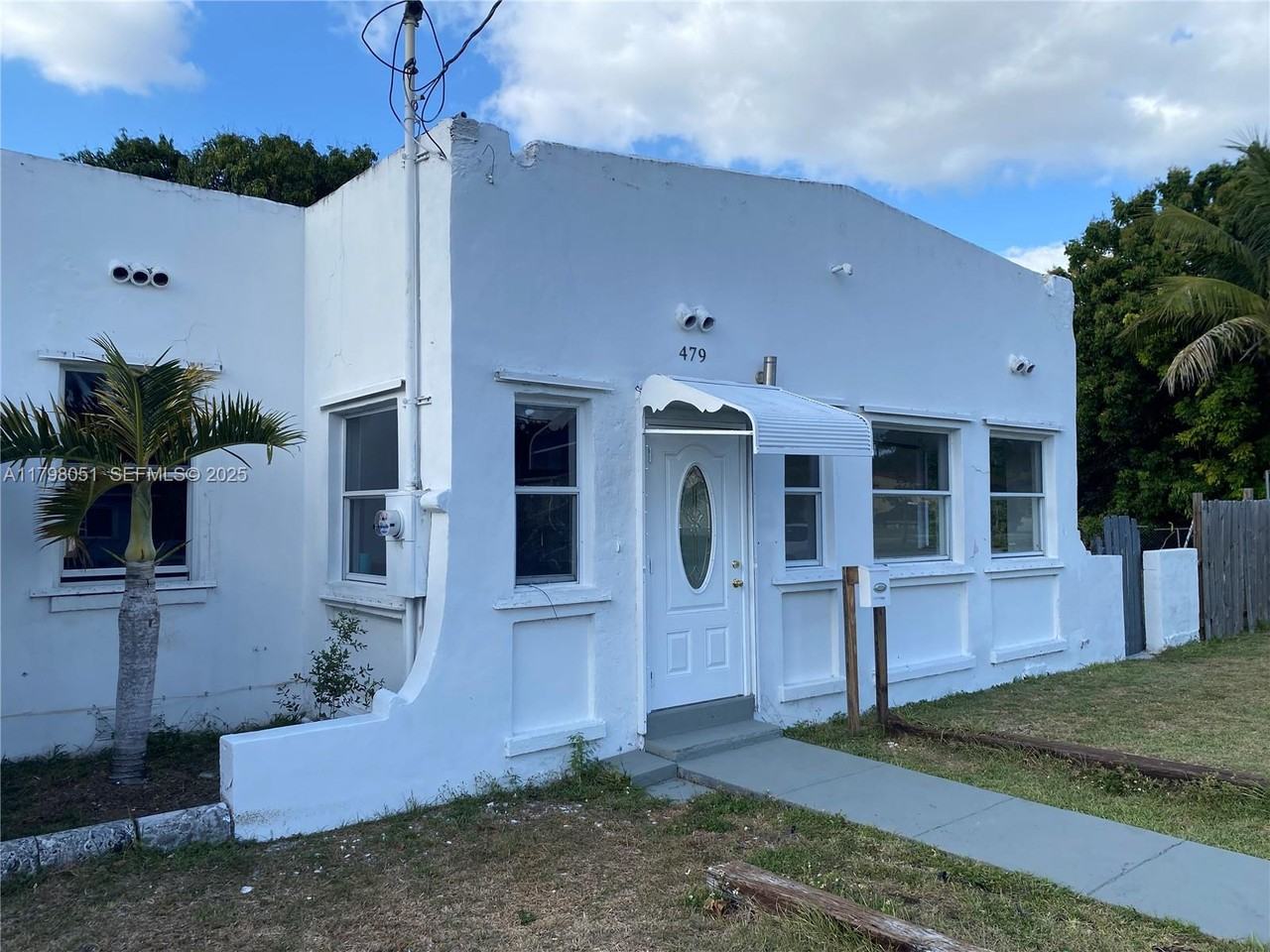 479 Northeast 129th Street - Photo 5 of 22