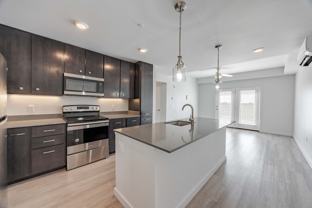 FLATZ 487 - Photo 1 of 1