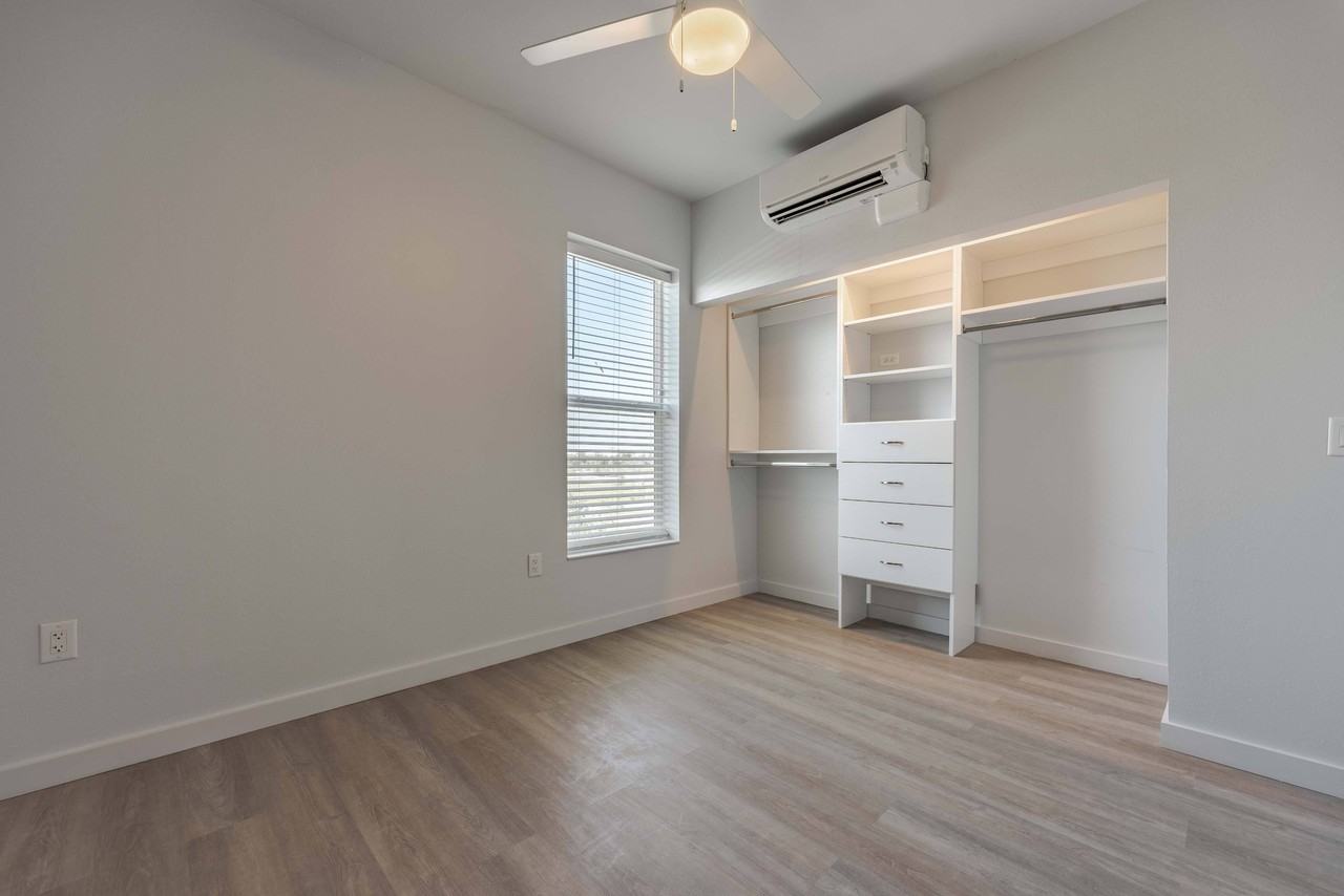 FLATZ 487 - Photo 3 of 38