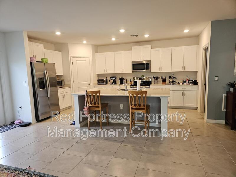 12210 Dakota Ridge Pl - Photo 2 of 20